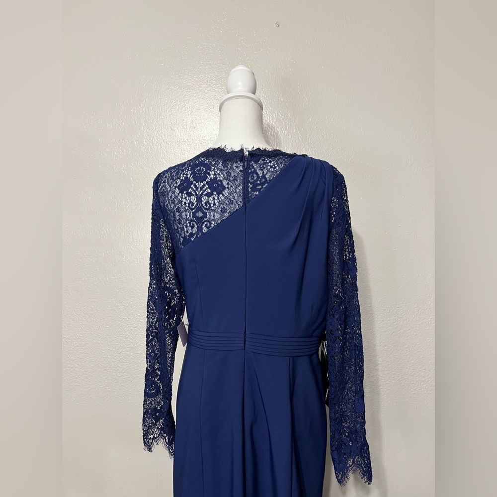 JS COLLECTIONS Women’s Maria Scallop Column Gown Blue Size 10 - Picture 11 of 16